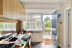 Photo 16- click for photo gallery